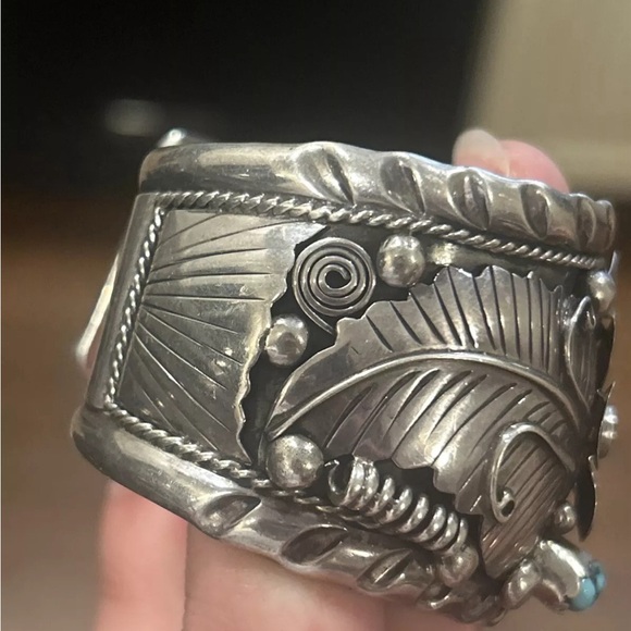 STERLING SILVER NATIVE AMERICAN VTG WIDE TURQUOISE FLORAL CUFF BRACELET 100g 925 - Picture 5 of 15